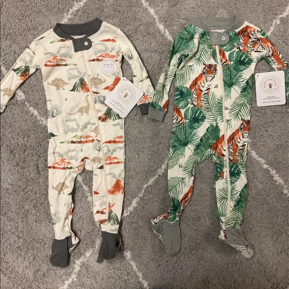 2 NWT (3-6M) Burt’s Bees Baby Sleepers